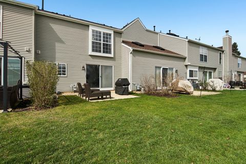 Tiny photo for 25 N Oltendorf Road, Streamwood, IL 60107 (MLS # 12613728)