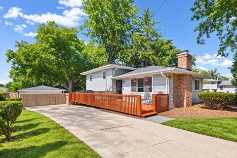 Photo of 1S210 Lawler Avenue, Lombard, IL 60148 (MLS # 12725275)