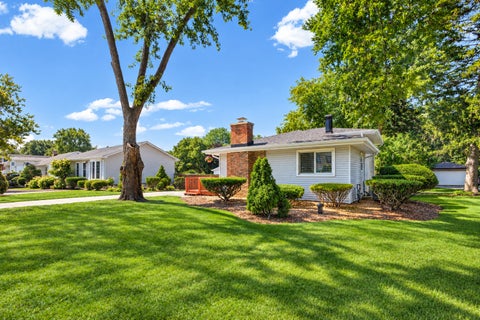 Tiny photo for 1S210 Lawler Avenue, Lombard, IL 60148 (MLS # 12725275)