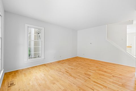 Tiny photo for 29W409 White Oak Drive, Warrenville, IL 60555 (MLS # 12487106)