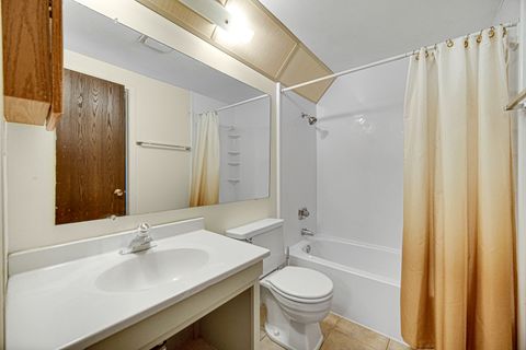 Tiny photo for 29W409 White Oak Drive, Warrenville, IL 60555 (MLS # 12487106)