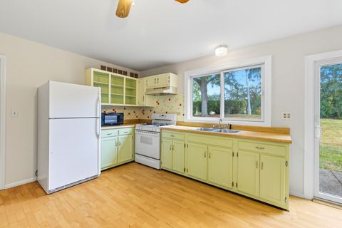 Tiny photo for 29W409 White Oak Drive, Warrenville, IL 60555 (MLS # 12487106)