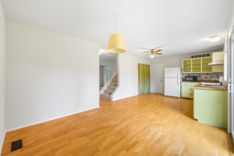 Tiny photo for 29W409 White Oak Drive, Warrenville, IL 60555 (MLS # 12487106)