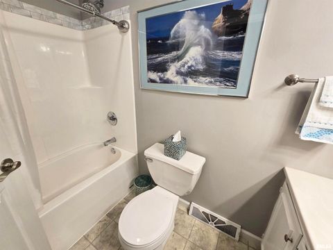 Tiny photo for 1782 Frazier Avenue, Centralia, IL 62801 (MLS # EB460142)