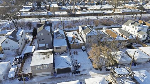 Tiny photo for 3415 N Kenton Avenue, Chicago, IL 60641 (MLS # 12557699)