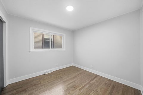 Tiny photo for 3415 N Kenton Avenue, Chicago, IL 60641 (MLS # 12557699)