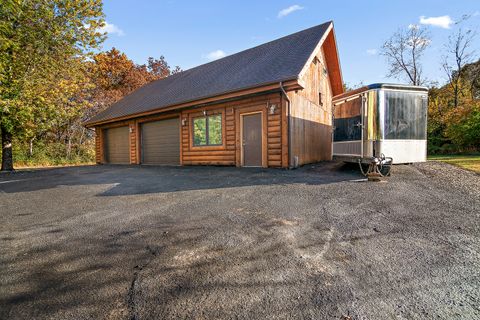 A home in Grant Park