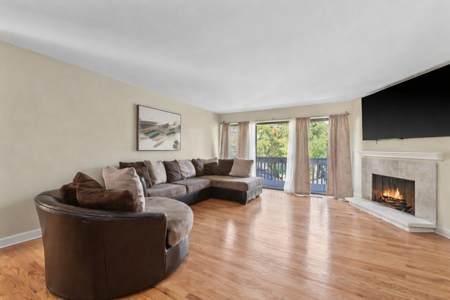 1104 FLORIMOND Drive 1104