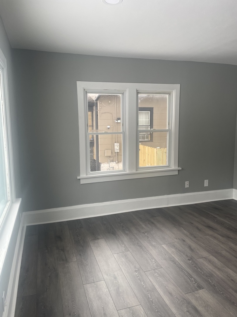 601 S Henrietta Avenue