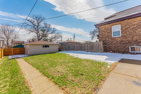 Tiny photo for 2817 Maple Avenue, Berwyn, IL 60402 (MLS # 12595696)