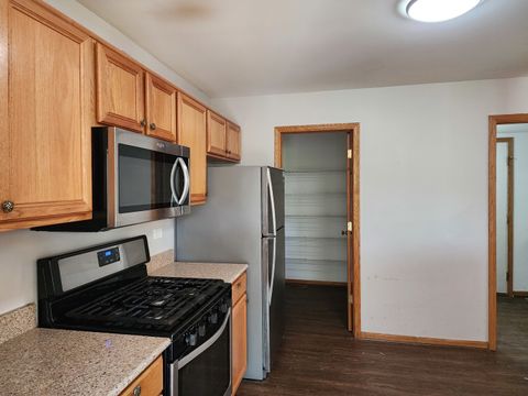 Tiny photo for 2263 N Arapahoe Trail, Round Lake Heights, IL 60073 (MLS # 12640760)