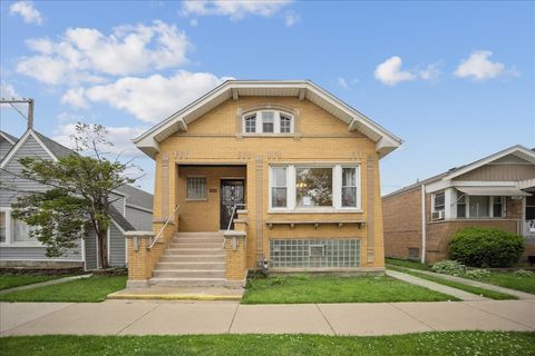 2215 Cuyler Avenue Berwyn IL 60402
