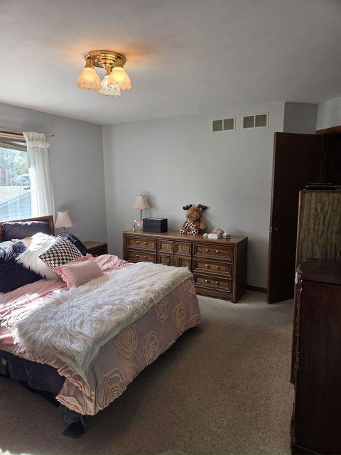 Tiny photo for 1170 McCarthy Road, Lemont, IL 60439 (MLS # 12505066)