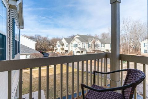 Tiny photo for 585 Bridle Court #585, Lakemoor, IL 60051 (MLS # 12571955)