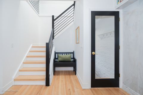 Tiny photo for 7100 N SIOUX Avenue, Chicago, IL 60646 (MLS # 12511142)