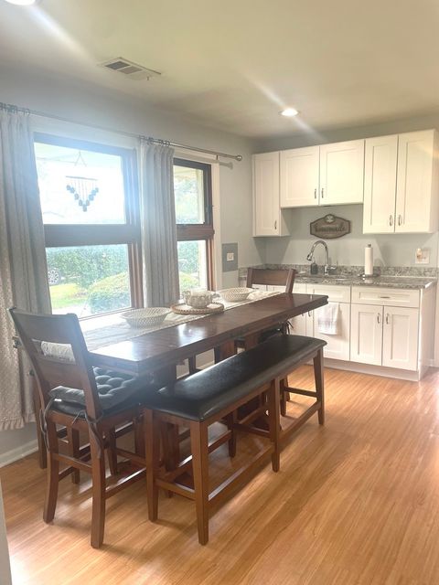 Tiny photo for 7401 W 113th Place, Worth, IL 60482 (MLS # 12408282)