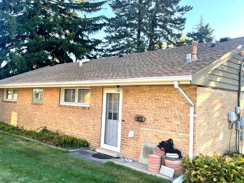 Tiny photo for 7401 W 113th Place, Worth, IL 60482 (MLS # 12408282)