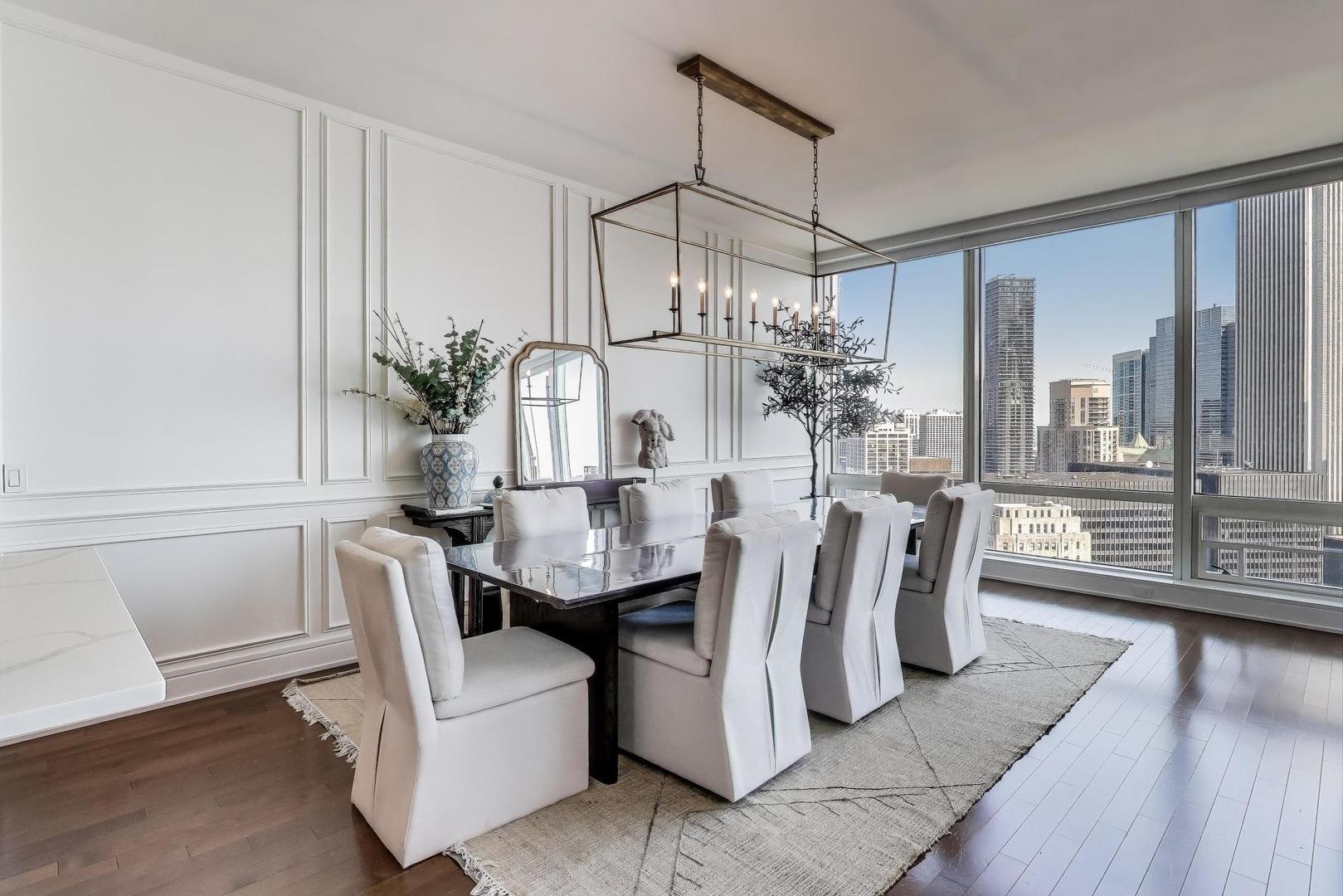 401 N Wabash Avenue 35J