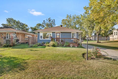 Tiny photo for 557 Elsie Avenue, Crest Hill, IL 60403 (MLS # 12486032)