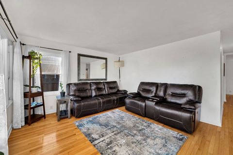 Tiny photo for 557 Elsie Avenue, Crest Hill, IL 60403 (MLS # 12486032)