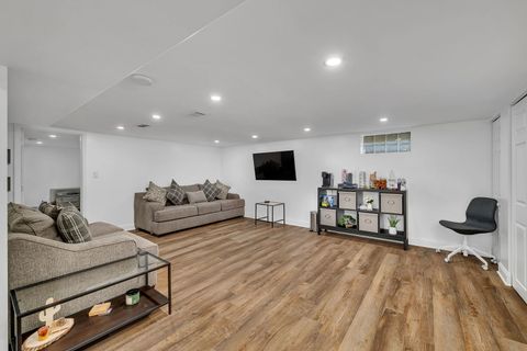 Tiny photo for 557 Elsie Avenue, Crest Hill, IL 60403 (MLS # 12486032)