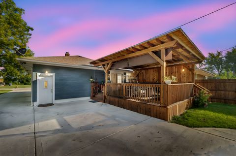 Tiny photo for 557 Elsie Avenue, Crest Hill, IL 60403 (MLS # 12486032)