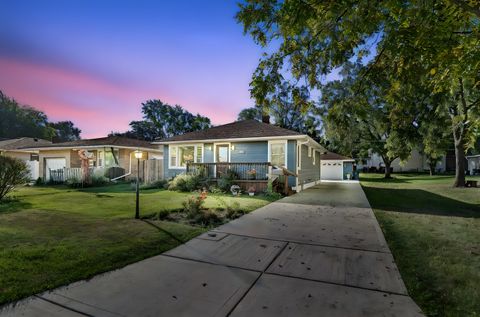 Tiny photo for 557 Elsie Avenue, Crest Hill, IL 60403 (MLS # 12486032)