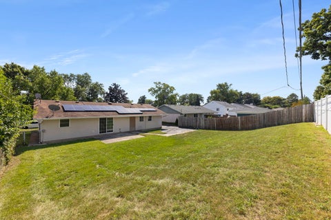 Tiny photo for 52 Beacon Avenue, Romeoville, IL 60446 (MLS # 12750867)