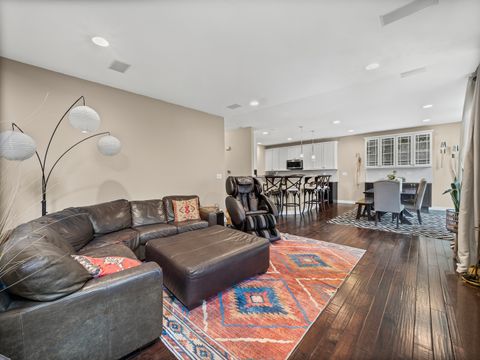 Tiny photo for 883 W Courtland Street, Mundelein, IL 60060 (MLS # 12451065)