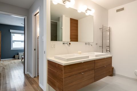 Tiny photo for 1313 N Ritchie Court #1005, Chicago, IL 60610 (MLS # 12578021)