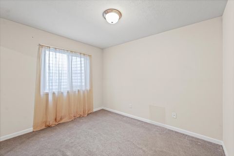 Tiny photo for 1317 MONTGOMERY Street, Urbana, IL 61802 (MLS # 12456390)