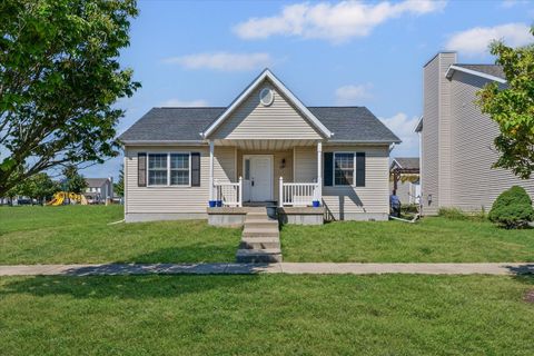 Photo of 1317 MONTGOMERY Street, Urbana, IL 61802 (MLS # 12456390)