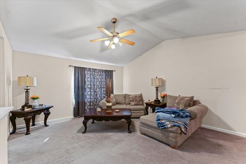 Tiny photo for 1317 MONTGOMERY Street, Urbana, IL 61802 (MLS # 12456390)