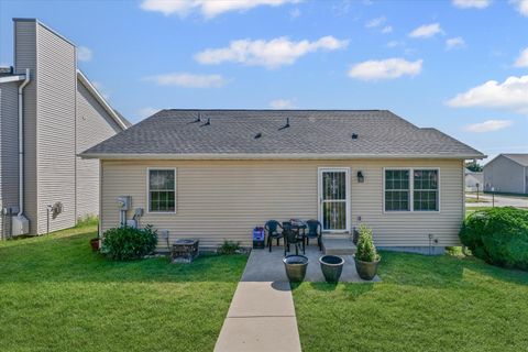 Tiny photo for 1317 MONTGOMERY Street, Urbana, IL 61802 (MLS # 12456390)