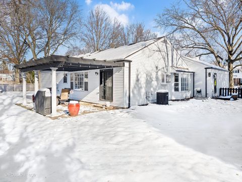 Tiny photo for 2S386 SENECA Drive, Wheaton, IL 60189 (MLS # 12534116)