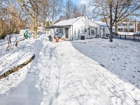 Tiny photo for 2S386 SENECA Drive, Wheaton, IL 60189 (MLS # 12534116)