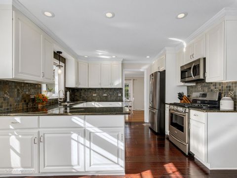 Tiny photo for 2S386 SENECA Drive, Wheaton, IL 60189 (MLS # 12534116)