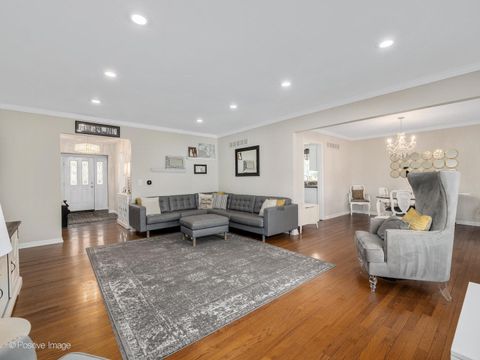 Tiny photo for 2S386 SENECA Drive, Wheaton, IL 60189 (MLS # 12534116)