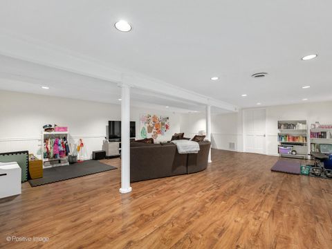 Tiny photo for 2S386 SENECA Drive, Wheaton, IL 60189 (MLS # 12534116)