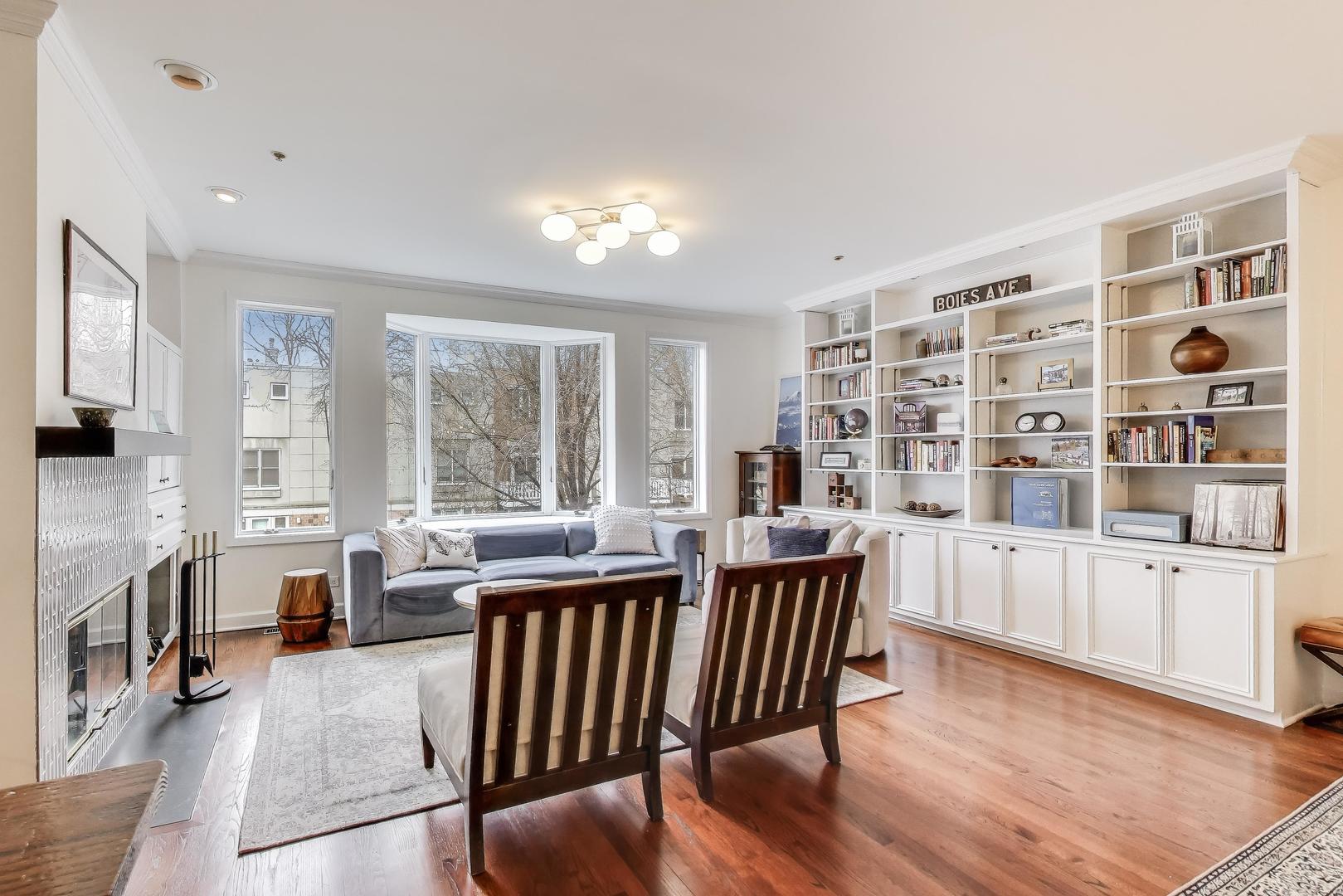 19 W 15th Street