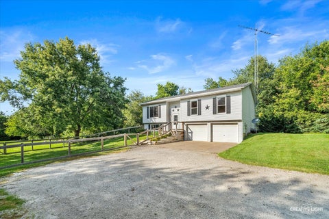Photo of 3716 E 2653rd Road, Sheridan, IL 60551 (MLS # 12746546)