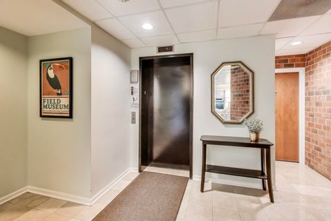 Tiny photo for 2720 Central Street #4C, Evanston, IL 60201 (MLS # 12455771)