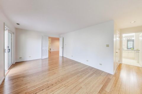 Tiny photo for 2720 Central Street #4C, Evanston, IL 60201 (MLS # 12455771)