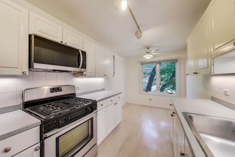 Tiny photo for 2720 Central Street #4C, Evanston, IL 60201 (MLS # 12455771)