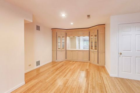 Tiny photo for 2720 Central Street #4C, Evanston, IL 60201 (MLS # 12455771)