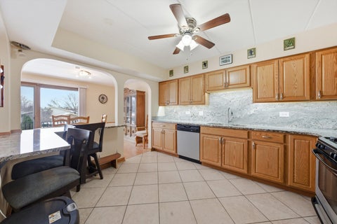 Tiny photo for 15263 Catalina Drive #2, Orland Park, IL 60462 (MLS # 12649199)