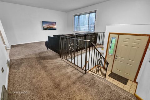 Tiny photo for 2n314 Euclid Avenue, Glen Ellyn, IL 60137 (MLS # 12490022)