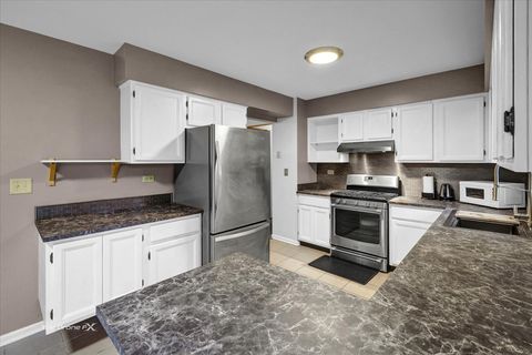 Tiny photo for 2n314 Euclid Avenue, Glen Ellyn, IL 60137 (MLS # 12490022)