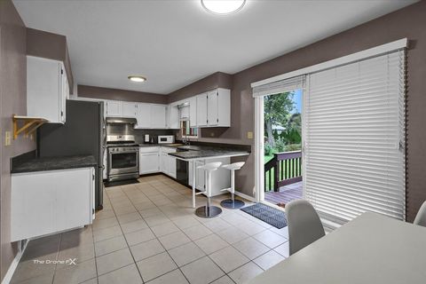 Tiny photo for 2n314 Euclid Avenue, Glen Ellyn, IL 60137 (MLS # 12490022)