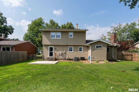 Tiny photo for 2149 W 30TH Street, Davenport, IA 52804 (MLS # QC4268683)